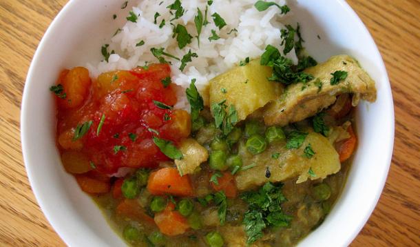 Easy Chicken Curry Recipe With Mango Chutney
