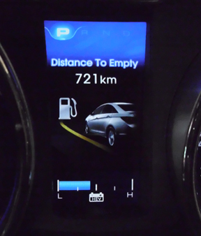2013 Hyundai Sonata Hybrid fuel meter