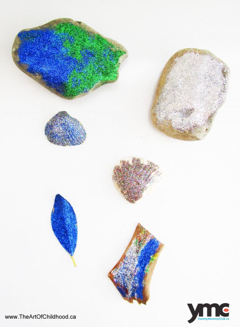 Use glitter to decorate rocks, shells and leaves.