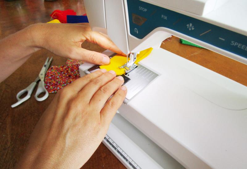 Sew the edges on a machine or by hand.