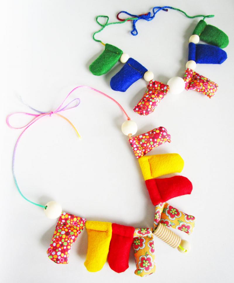 Make your own nursing necklaces!