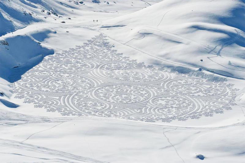Simon Beck's snow art.