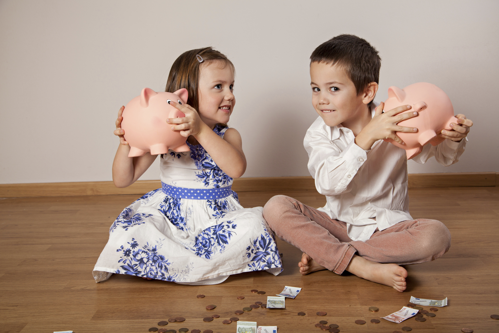 7 Clever Tips to Help Your Kids Have a Positive Relationship with Money