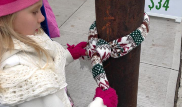 Halifax kids leave coats on lightpoles for homeless | YummyMummyClub.ca 