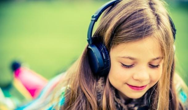 Should my kid listen to KID music? — Music for Kiddos