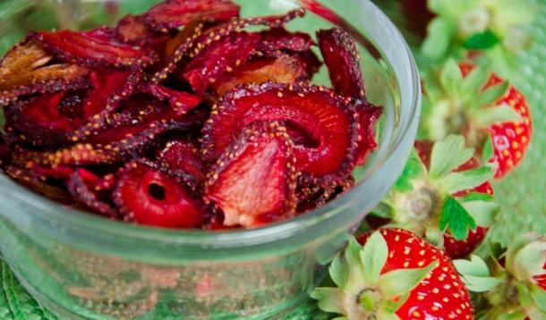 Oven Dried Strawberries Recipe