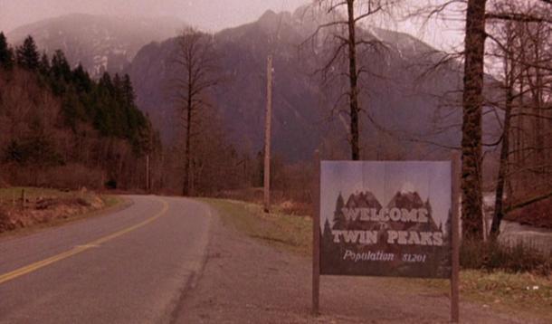 Sign welcoming viewers to the town of Twin Peaks