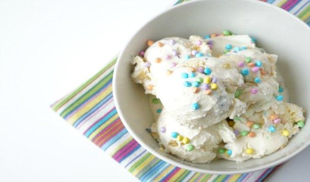 Chunks of birthday cake, chunks of icing and plenty of sprinkly toppings turn ordinary vanilla ice cream into a fun, festive treat. | YMCFood | YummyMummyClub.ca