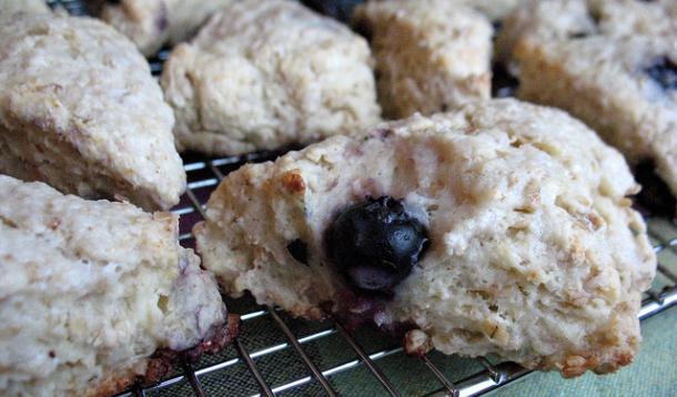 Blueberry Oatmeal Scones Recipe