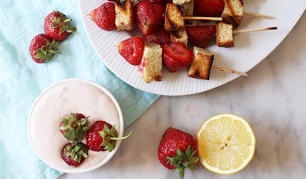 Summer Must-Try: Grilled Shortcake Kabobs with Strawberry Cheesecake Dip