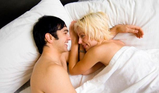 Why Sleeping Naked is Good for You | YummyMummyClub.ca