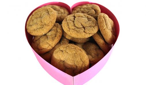 Chewy Molasses Ginger Cookies: A Sweet Way to Show Your Love