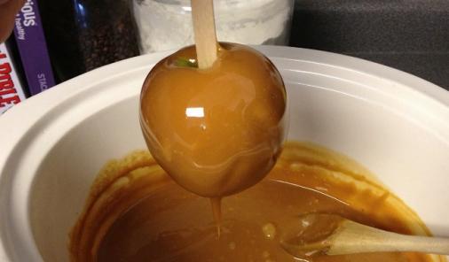 These caramel apples are so easy, you'll want to make them every day!
