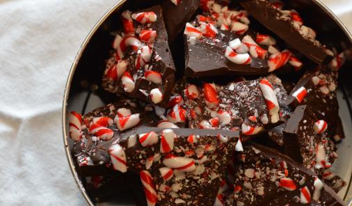 dark chocolate bark with peppermint pieces
