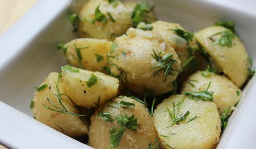 The perfect potato salad for people who don't like mayo. 