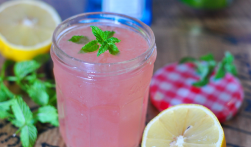 These summertime recipes all contain alcohol and are definitely NOT for the kiddies, but that doesn't mean you can't enjoy them! | YMCFood | YummyMummyClub.ca