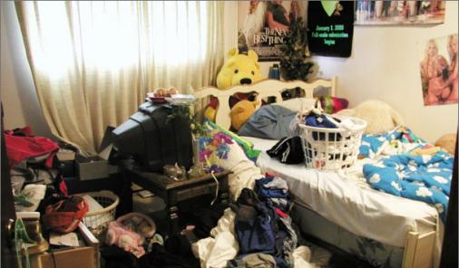 messy room, messy house