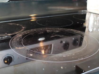 Cleaning Your Glass Cooktop (Product in Post)