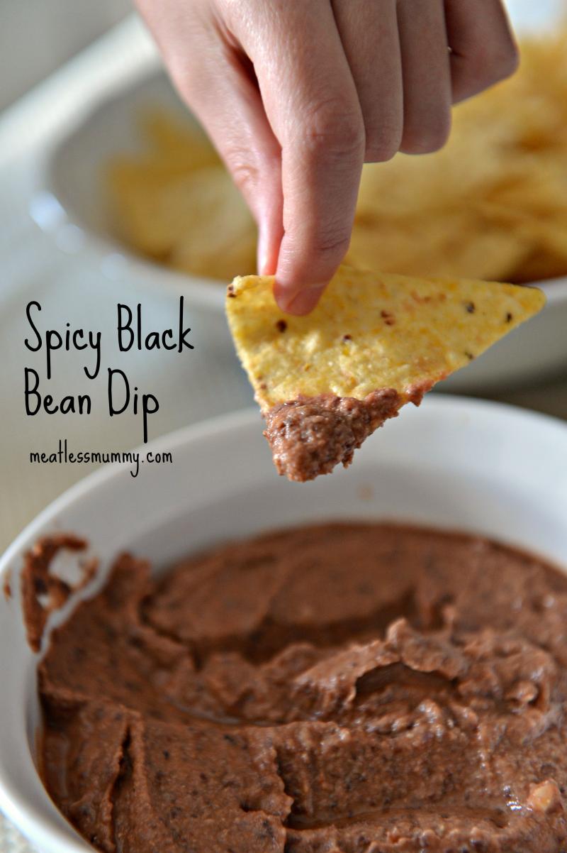 It's the perfect accompaniment to crudites or tortilla chips, and it can be used as a spread for a veggie wrap or a sandwich as well. Best of all, it's spicy.​ | YMCFood | YummyMummyClub.ca