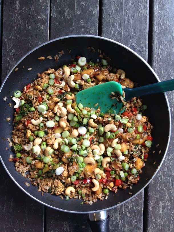 Need a Meatless Monday recipe? This hearty vegetarian Pineapple Cashew Fried Rice recipe will blow your mind because it truly tastes JUST LIKE TAKE-OUT. | YMCFood | YummyMummyClub.ca