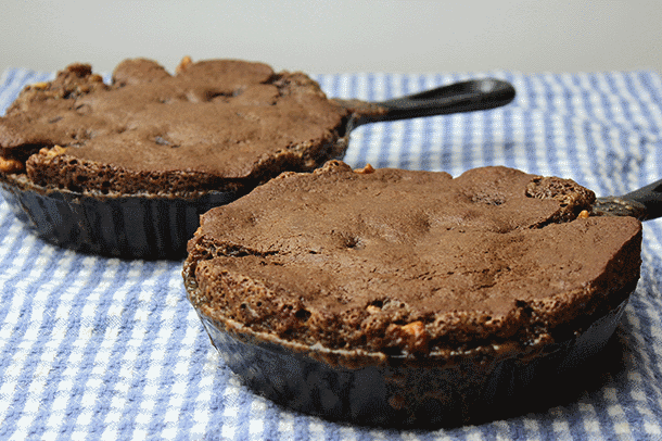 These skillet brownies were delicious for days after baking; it’s the combination of moist brownie batter and rich salted caramel sauce that does the trick. | YMC