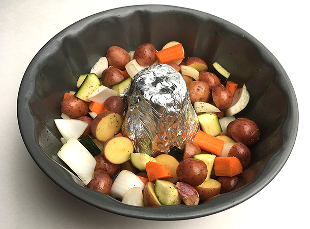  Make this amazingly delicious roast chicken and vegetables recipe with the help of a Bundt pan - no beer can required. | YMC