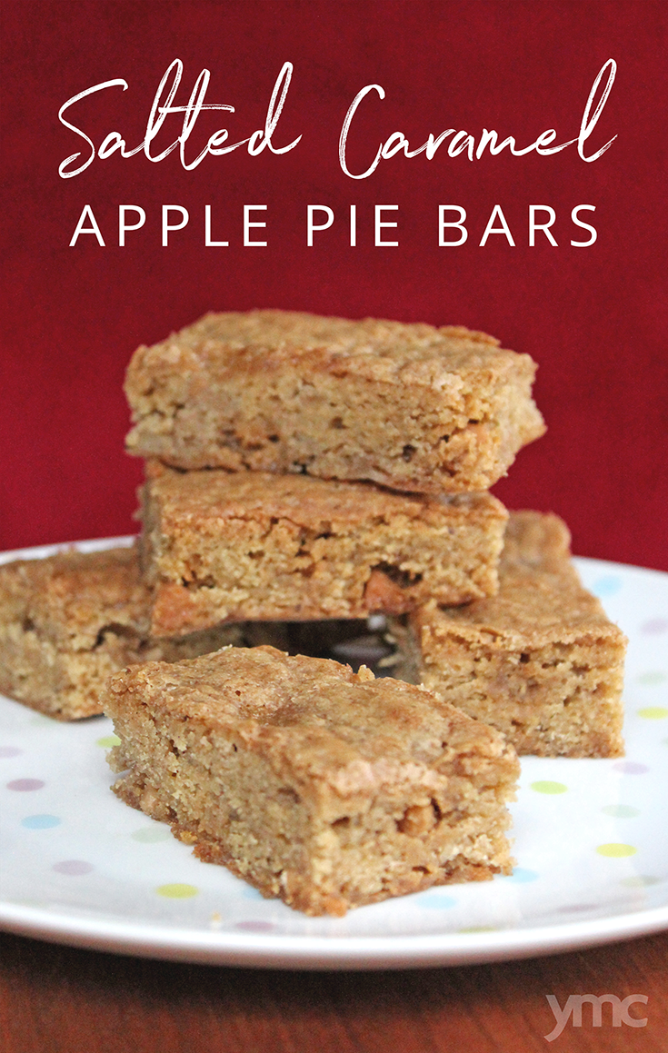 Lightly-cooked spiced apples and salted caramel baking chips are added to the batter, turning cute blondies into knock-your-socks-off apple pie bars. | YMC