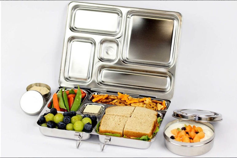 Not Your Mother's Lunch Tray: Planetbox Rover Review
