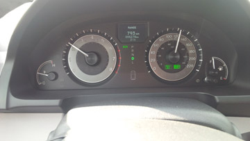 Honda Odyssey instrument panel driving