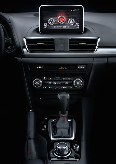 Mazda3 centre dashboard