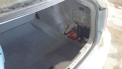 Battery in trunk