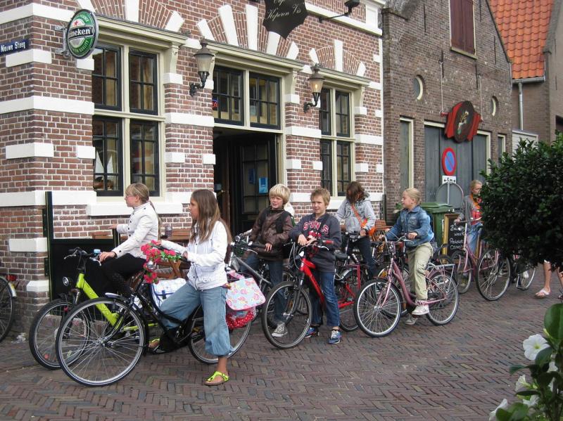 Don't Worry, Be Dutch: Have the Dutch discovered the secret to happiness? It sure looks like it | Parenting | YummyMummyClub.ca